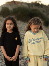 Load image into Gallery viewer, Футболка Planet