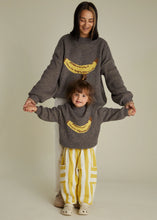 Load image into Gallery viewer, Светр Lori Banana