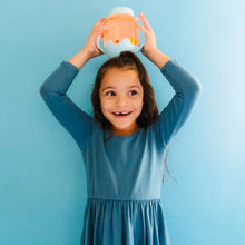 Load image into Gallery viewer, Сенсорна банка для гри Glo Pals Sensory Play Jar