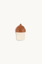 Load image into Gallery viewer, Прорізувач з натурального каучуку білий Gommu Ring Bottle