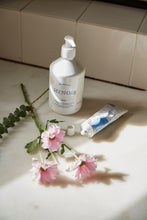 Load image into Gallery viewer, Делікатний гель для тіла та волосся gel délica