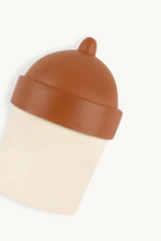Load image into Gallery viewer, Прорізувач з натурального каучуку білий Gommu Ring Bottle