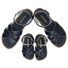 Load image into Gallery viewer, Original navy sandals

