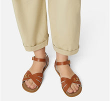 Load image into Gallery viewer, Classic tan adult sandal
