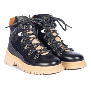 Черевики TEX-lace-up boot with contrast eyelet Angulus чорні
