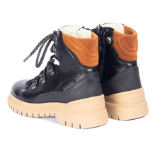 Load image into Gallery viewer, Черевики TEX-lace-up boot with contrast eyelet Angulus чорні

