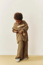Load image into Gallery viewer, Брюки Straight Pants with Slit
