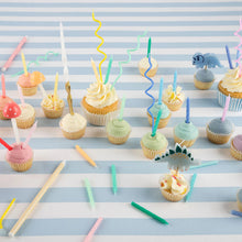 Load image into Gallery viewer, Набір свічок Dinosaur
