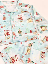 Load image into Gallery viewer, Піжама на гудзиках Святий Миколай
