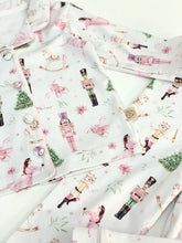 Load image into Gallery viewer, Піжама на гудзиках лускунчик
