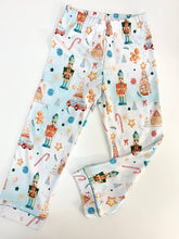 Load image into Gallery viewer, Піжама на гудзиках солодке Різдво
