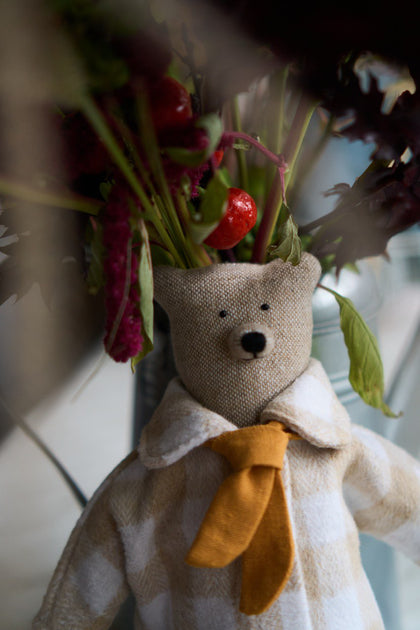 Philomena Kloss Ведмедиця Моніка