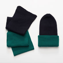 Load image into Gallery viewer, Шапка Peter Dark blue-green
