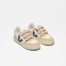 Load image into Gallery viewer, Кросівки VEJA бежево-білі
