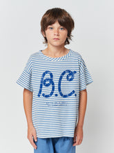 Load image into Gallery viewer, Blue stripes t-shirt
