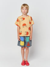 Load image into Gallery viewer, Geometric color block woven bermuda shorts
