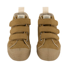 Load image into Gallery viewer, GL x Novesta peanut sneakers
